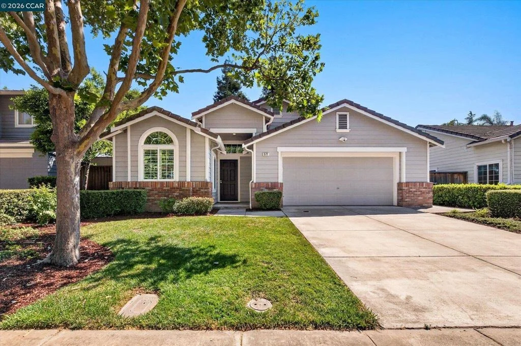Photo of 577 Saddleback Cir