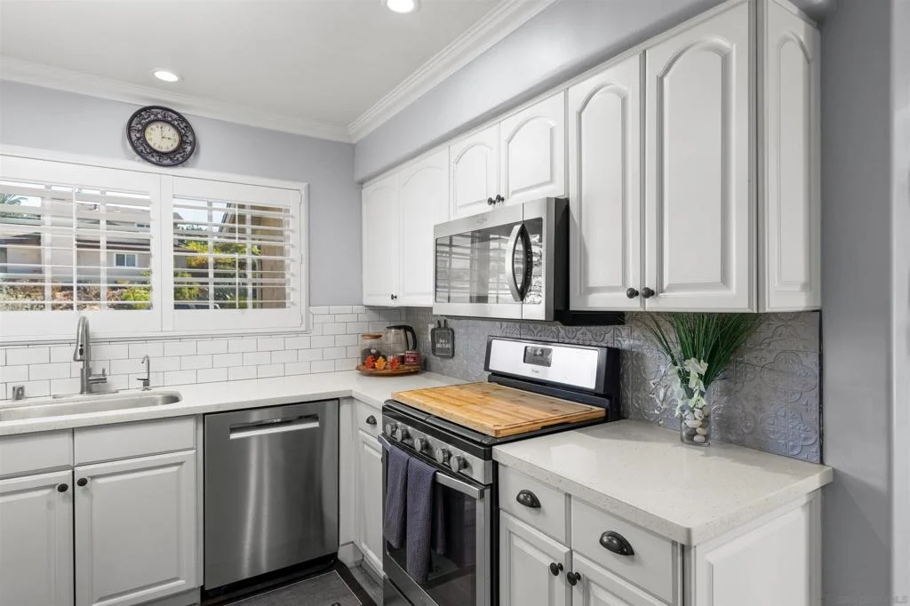 Photo of 3037 Camarillo Ave.