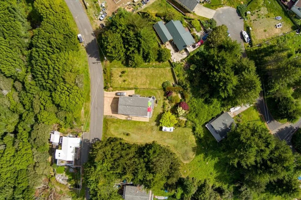 Photo of 520 Redwood Road
