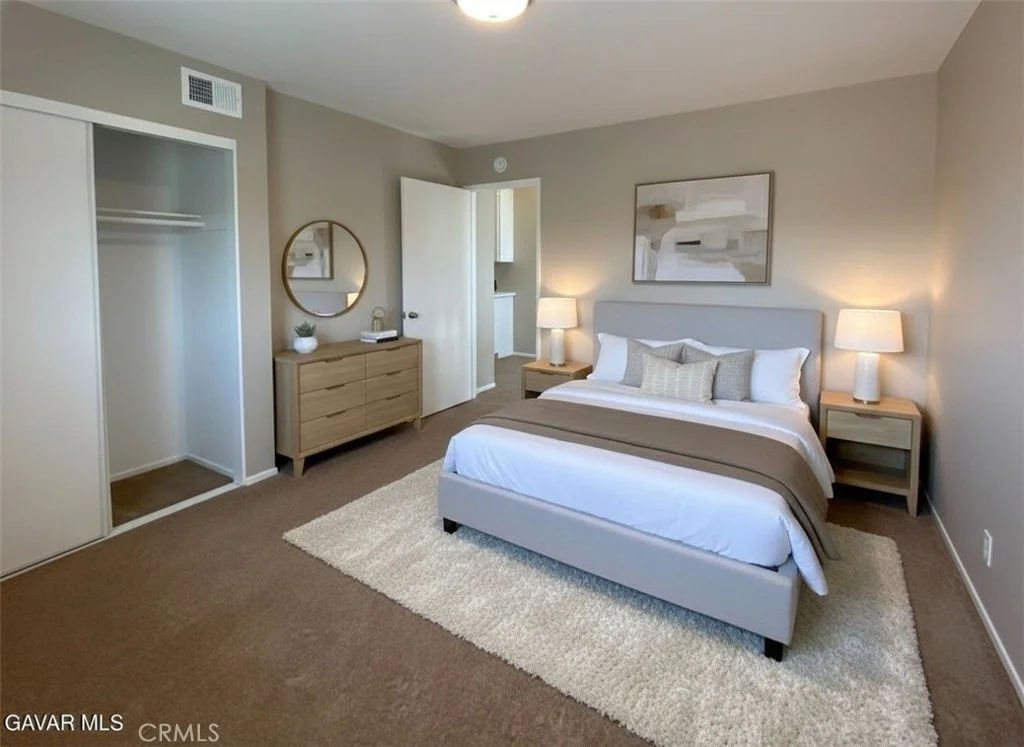 Photo of 43856 Windsor Place