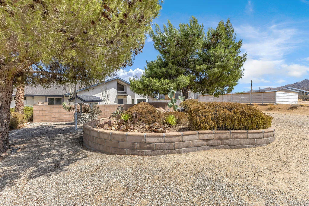 Photo of 7815 Sunset Road