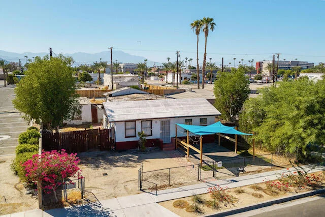 Photo of 45855 Smurr Street