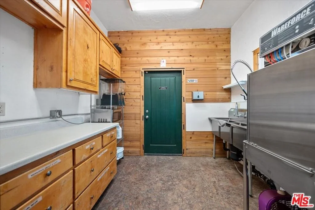 Photo of 230 Hans Place
