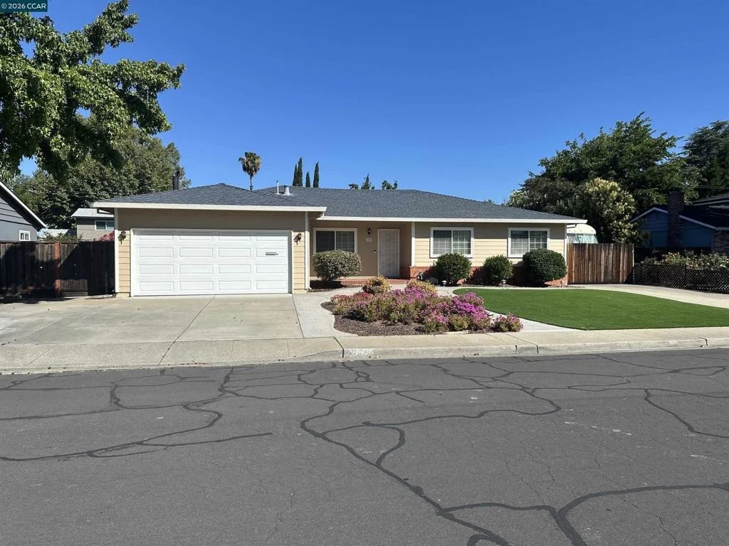 Photo of 1707 Bishop Dr
