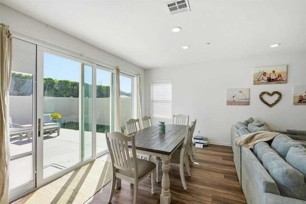 Photo of 1354 Topanga