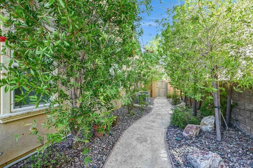 Photo of 2571 Glasgow Drive