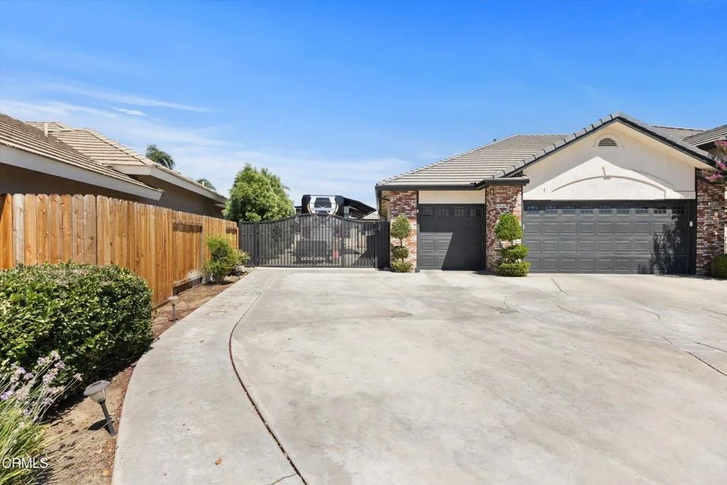 Photo of 3010 Redwood Forest Drive
