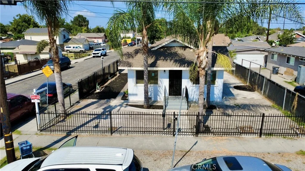 Photo of 1115 S Acacia
