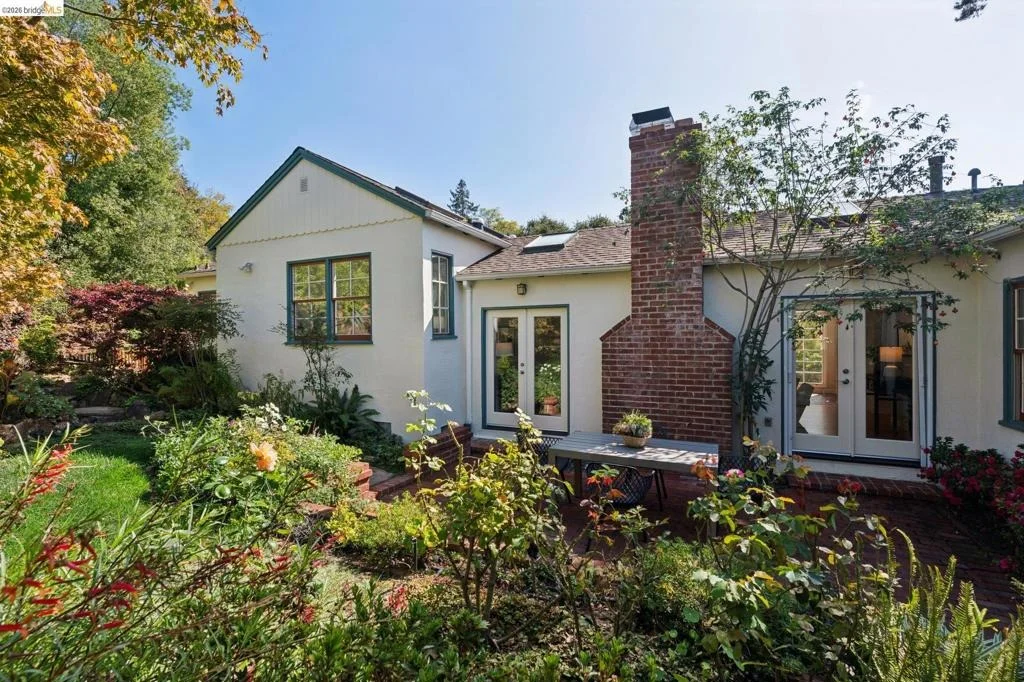 Photo of 929 Contra Costa Ave