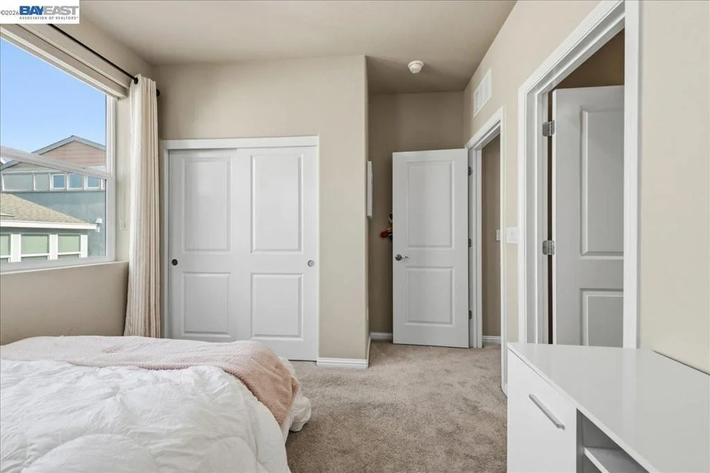 Photo of 4398 Healdsburg Way