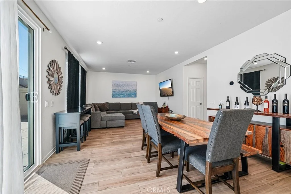Photo of 4646 Florence
