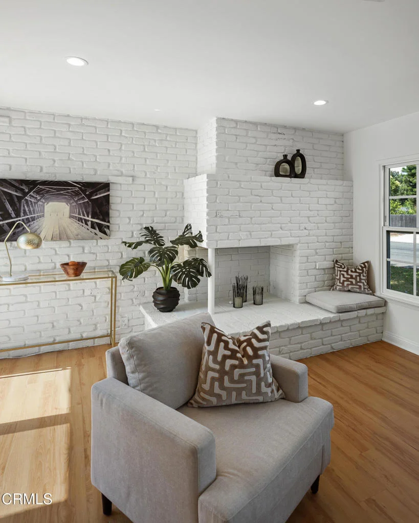 Photo of 8438 Beverly Drive