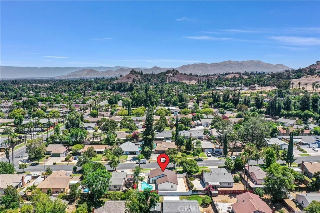 Photo of 2862 Westridge
