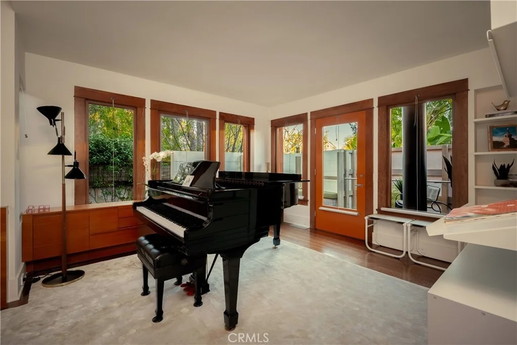 Photo of 542 Altair Place