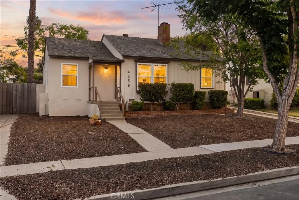 Photo of 4558 Pasadena Avenue
