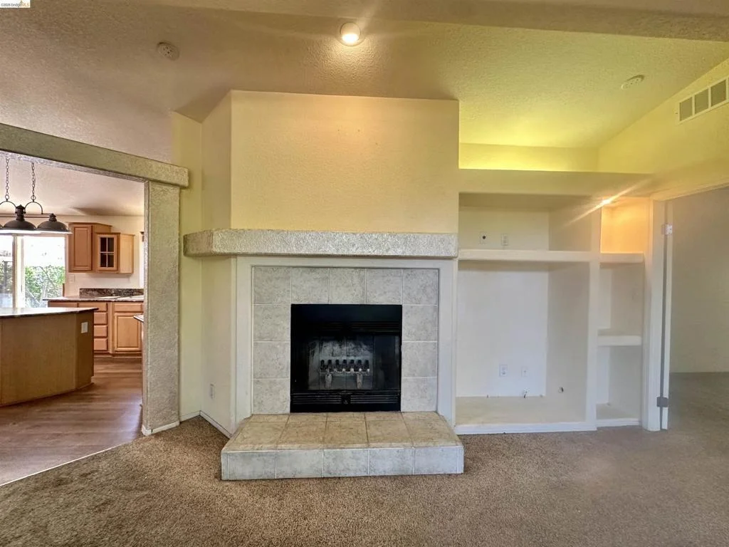 Photo of 20511 Nob Hill Cir