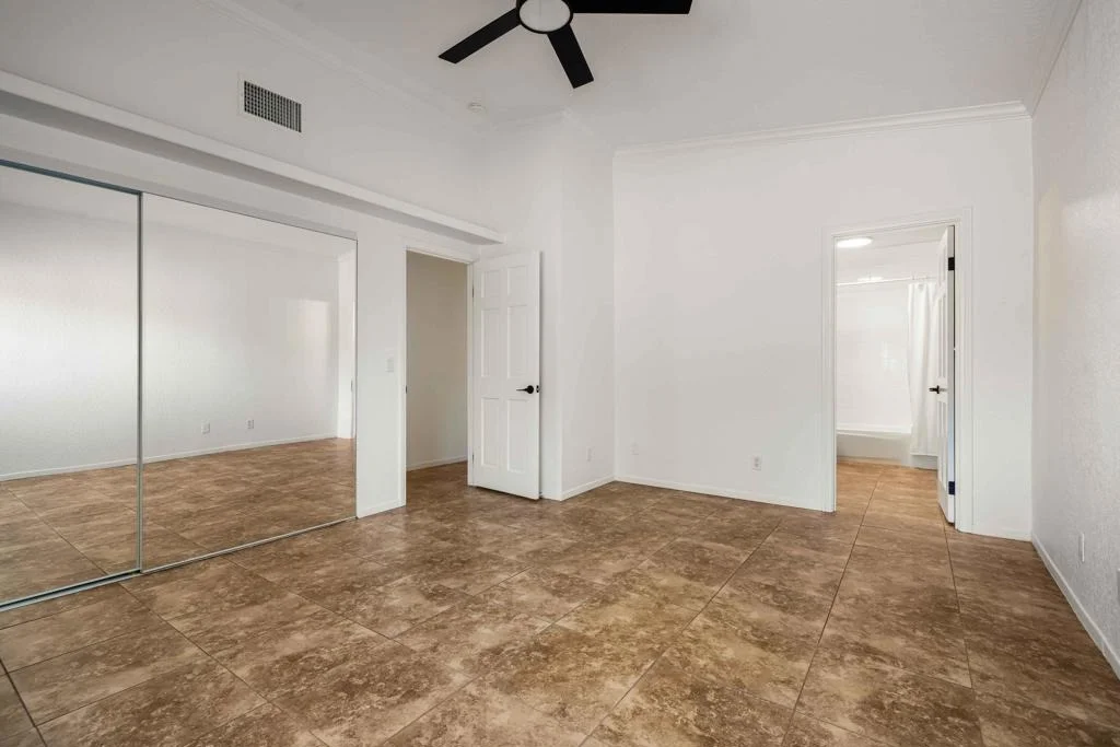 Photo of 42350 May Pen Road