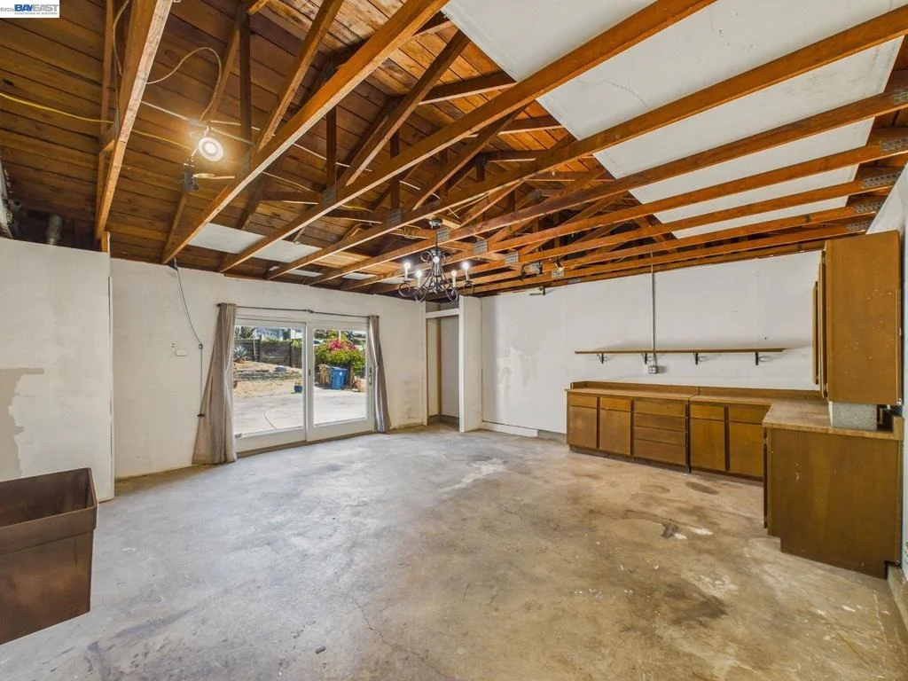 Photo of 327 Steven Cir