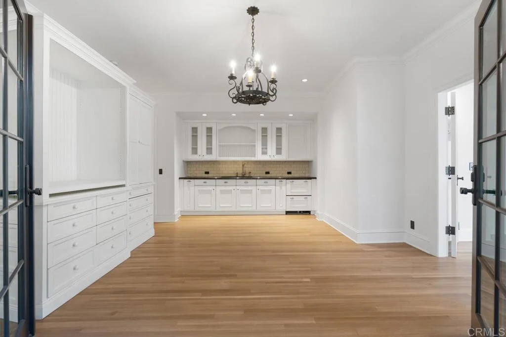 Photo of 1015 Alameda Boulevard