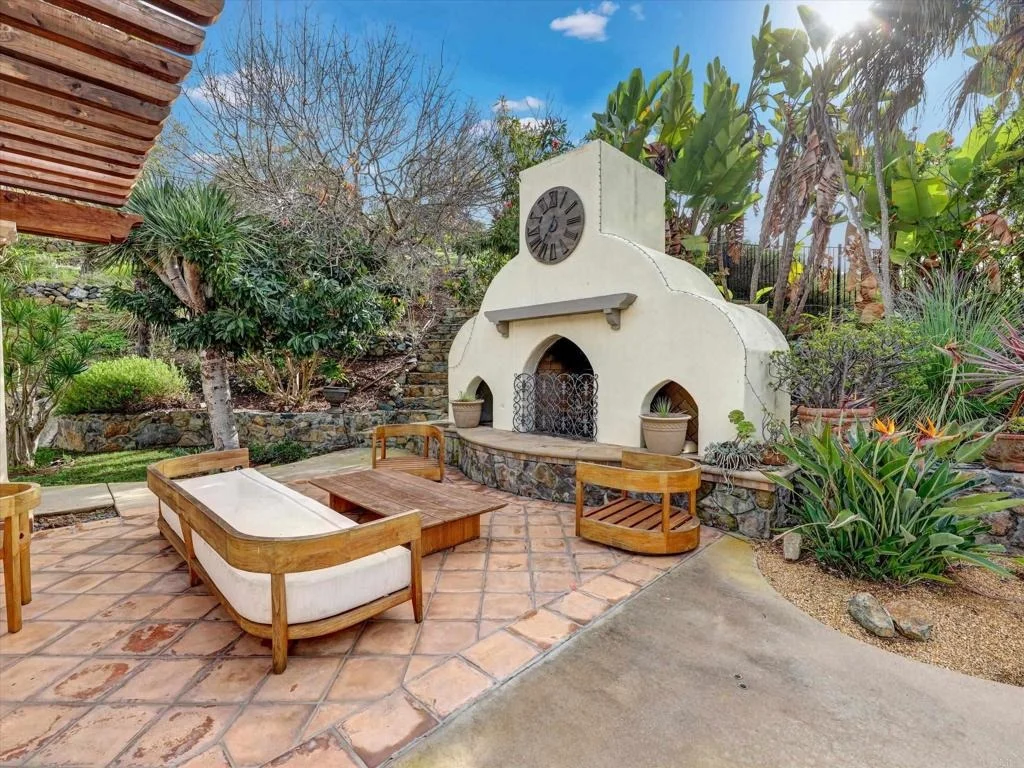 Photo of 17839 La Amapola