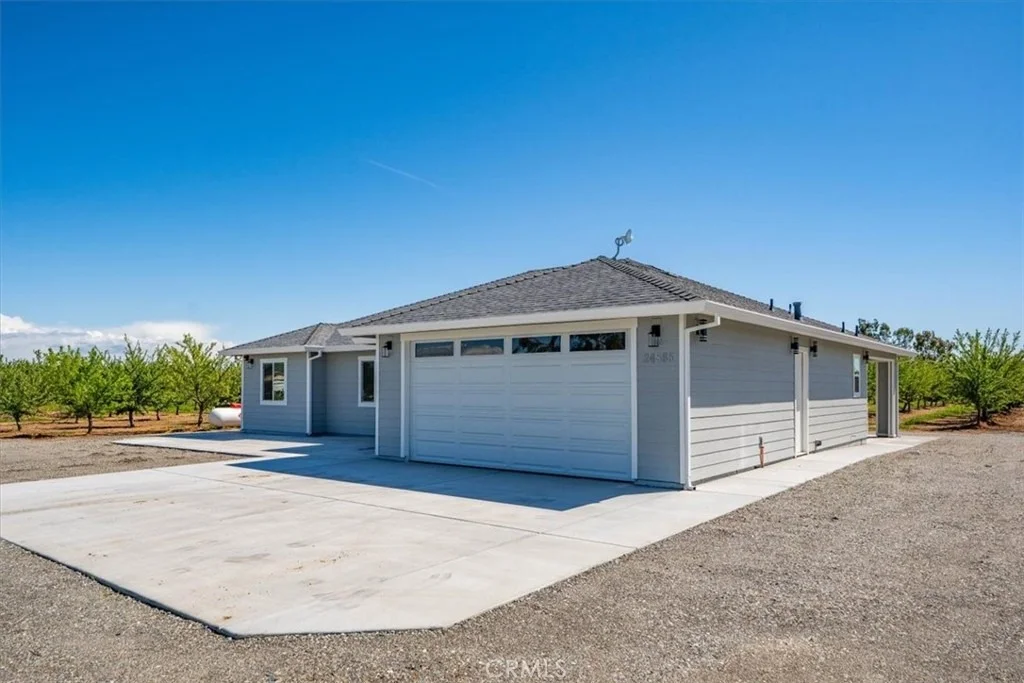 Photo of 24565 Foster Road