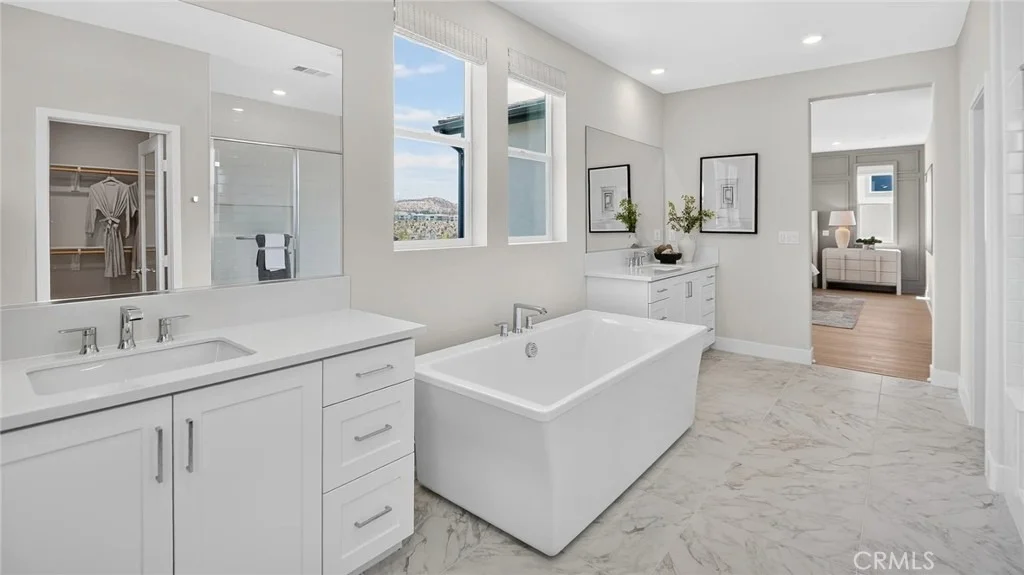 Photo of 28004 Plateau Terrace