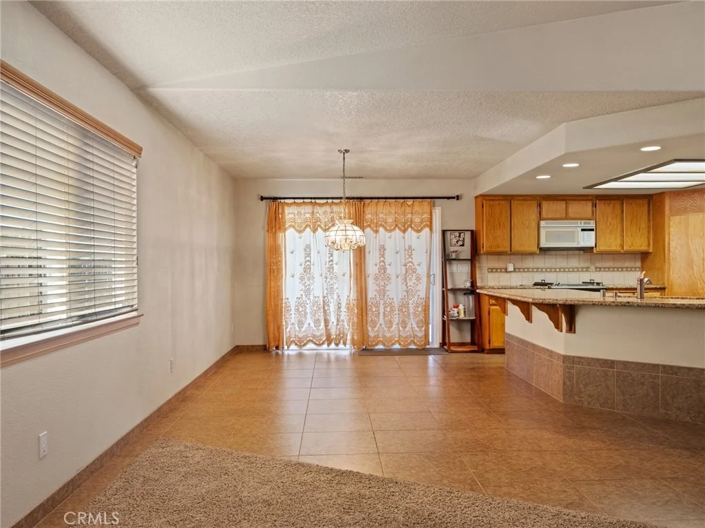 Photo of 15850 Elcona