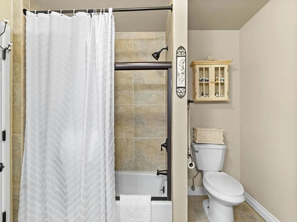 Photo of 7921 Cinnabar Drive