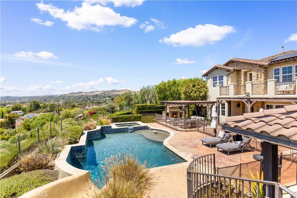 Photo of 27402 Paseo Boveda