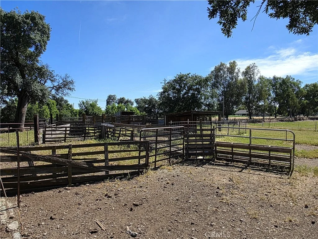 Photo of 23773 River Rd