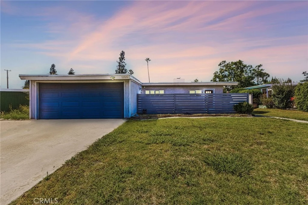 Photo of 11529 Starlight Avenue