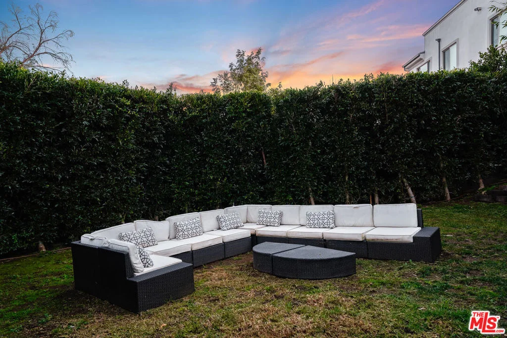Photo of 28927 W Beach Lane