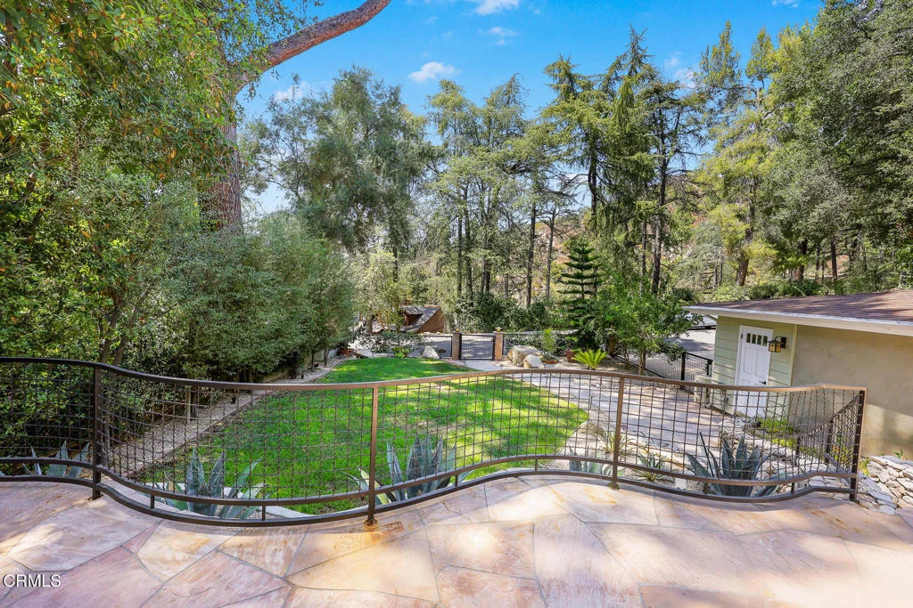 Photo of 5220 Palm Drive