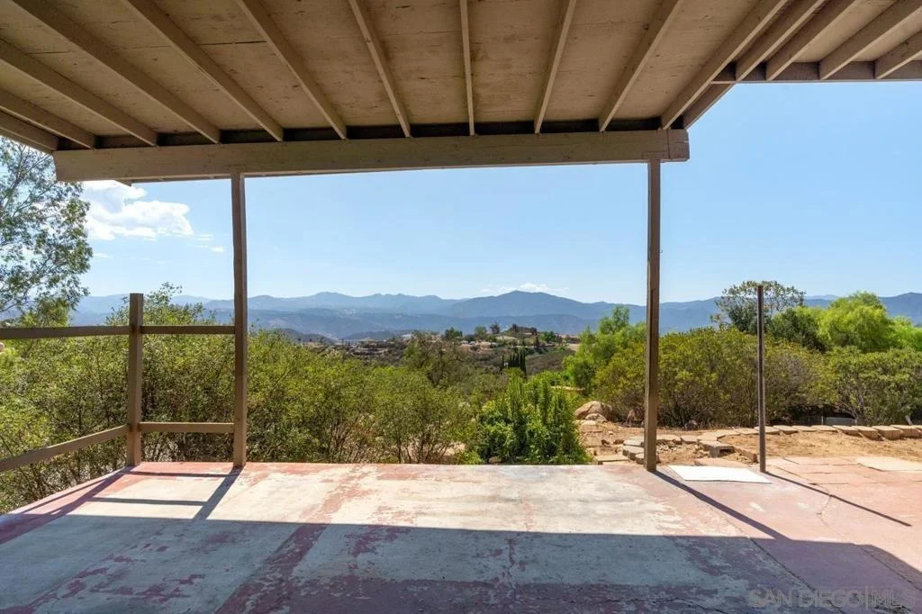 Photo of 497 Mountain View Road