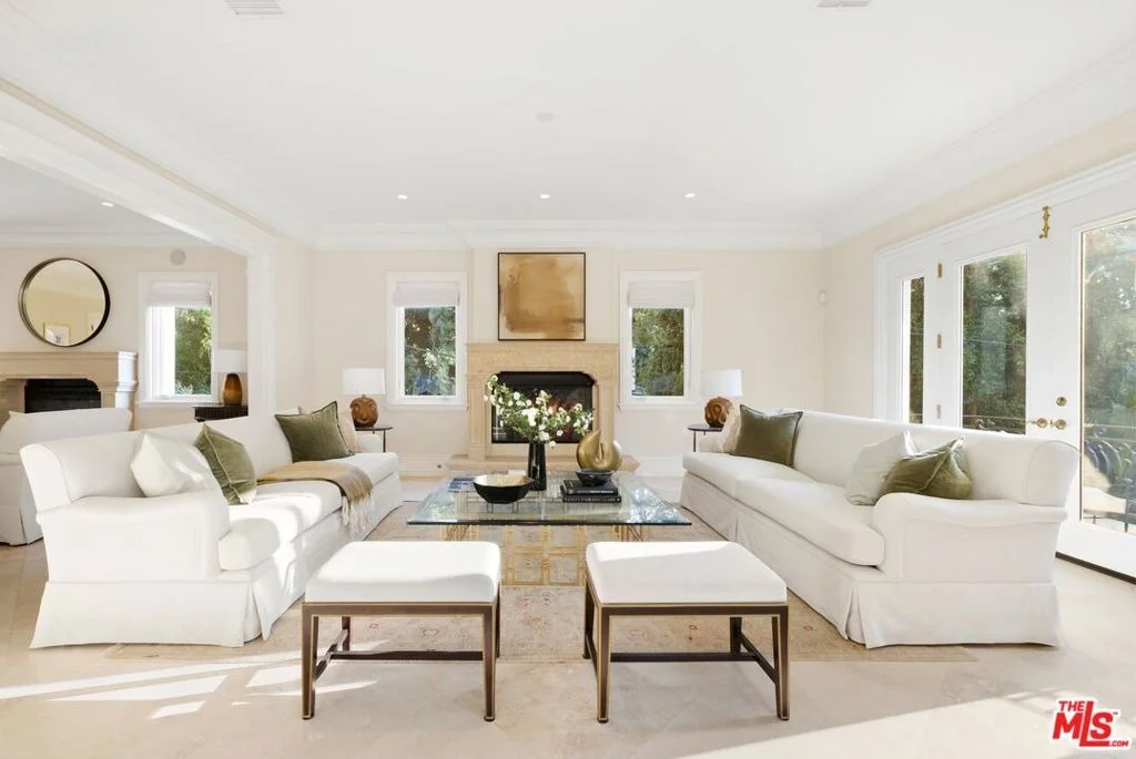 Photo of 1350 Benedict Canyon Drive