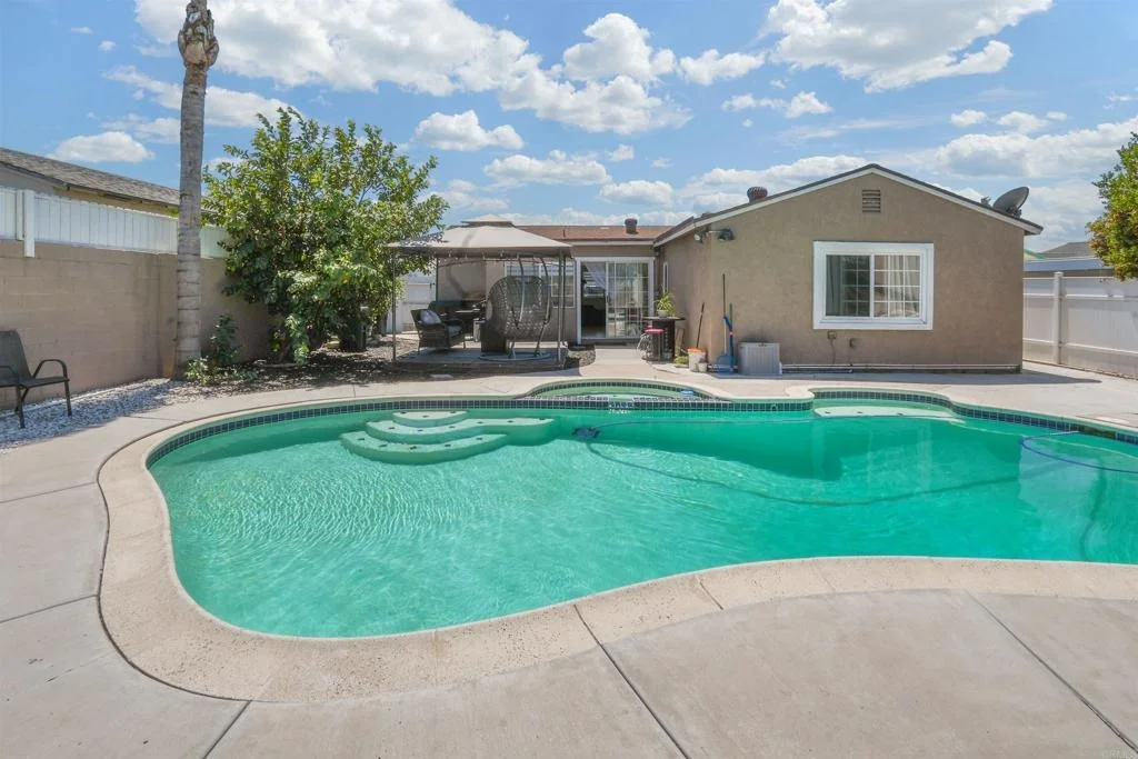 Photo of 3974 Daves Way