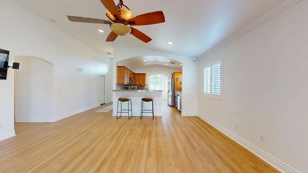 Photo of 41443 Balaclava Drive