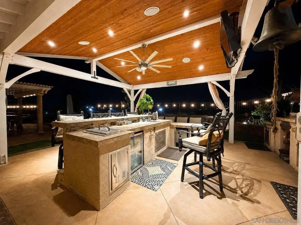 Photo of 2327 Clearcrest LN