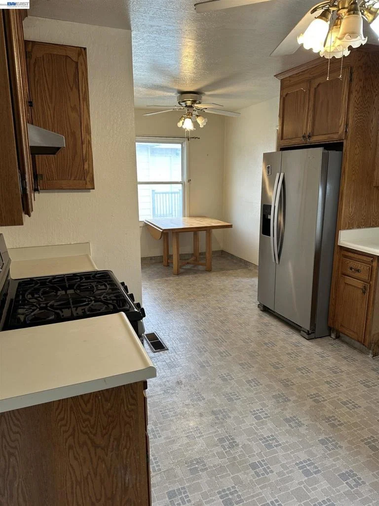 Photo of 36846 Niles Blvd