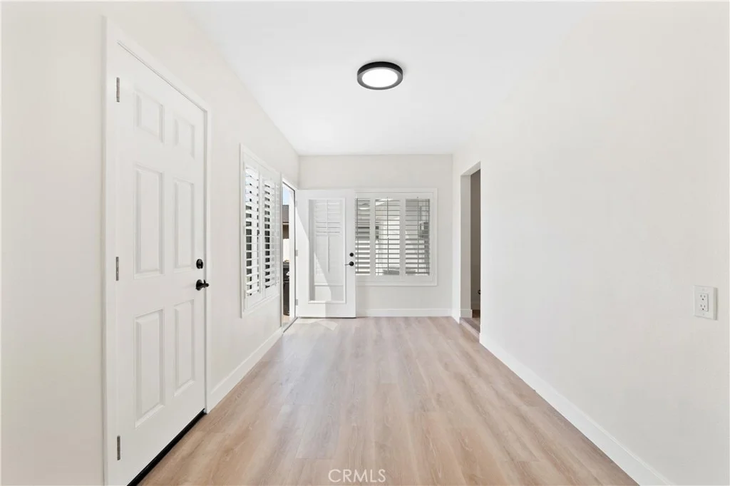 Photo of 662 E Foothill