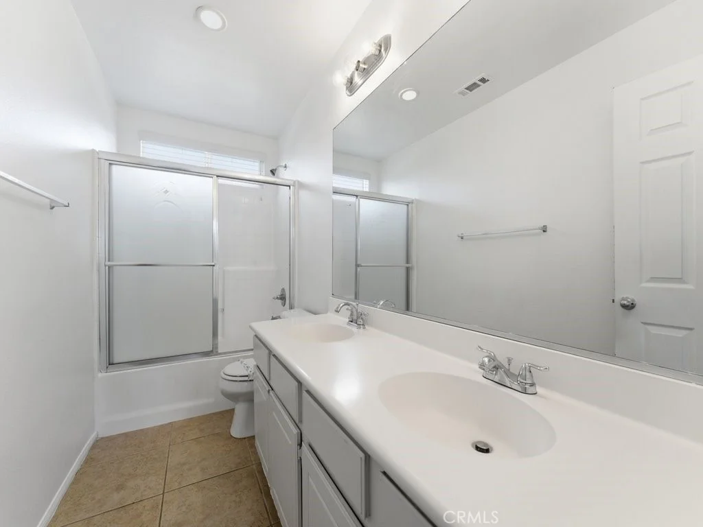 Photo of 26416 Field Street