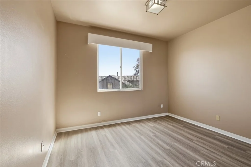 Photo of 38264 Hillcrest Drive