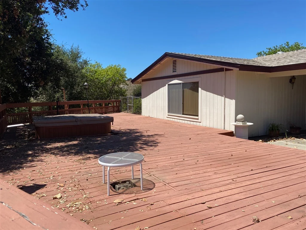 Photo of 1428 Midway Dr