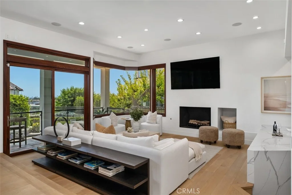 Photo of 2907 Cliff Drive