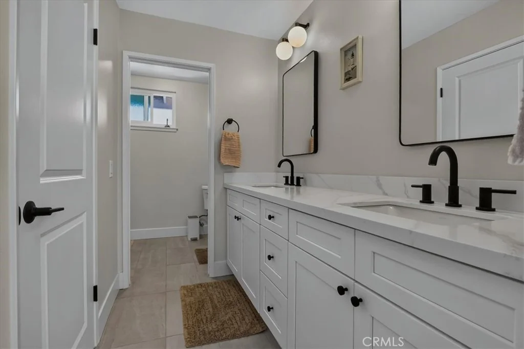 Photo of 2279 Shirley
