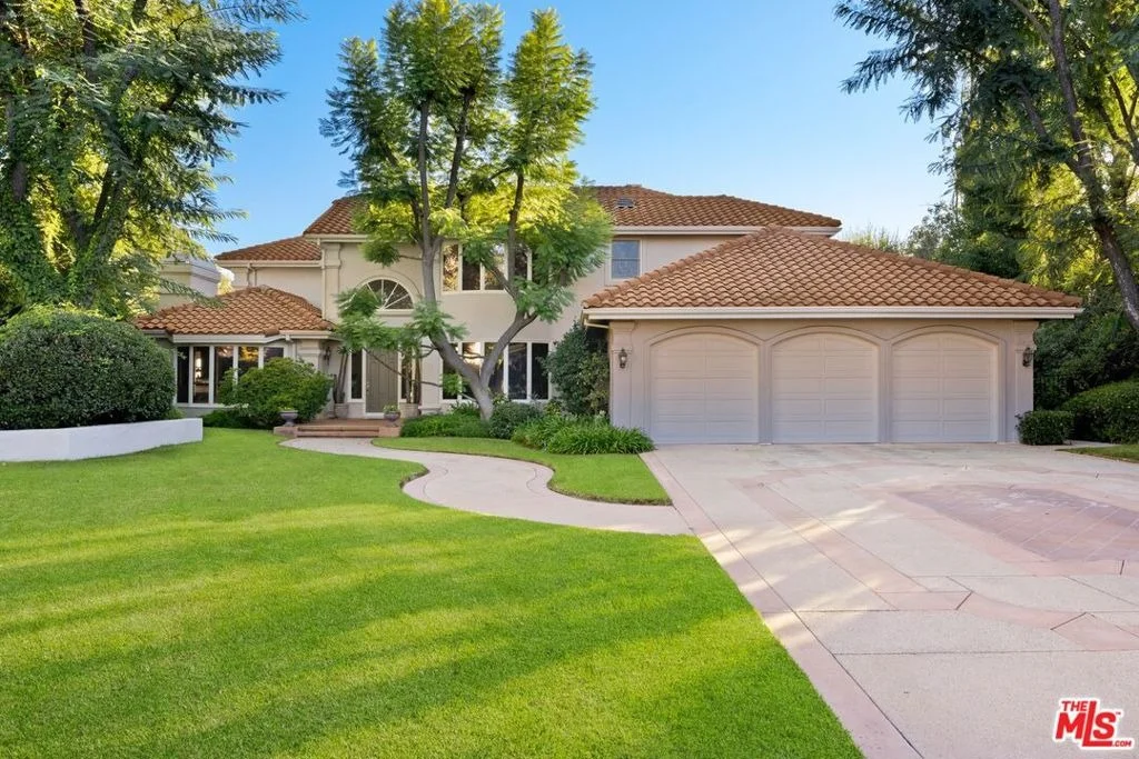 Photo of 3011 Mountain Park Drive