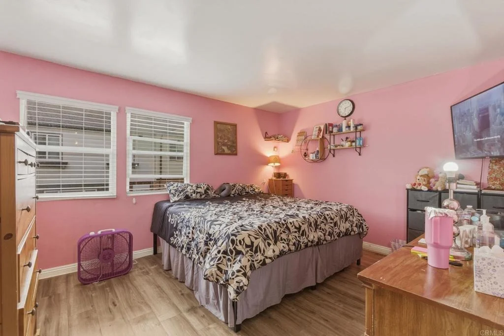 Photo of Unit UNITD at 11911 Royal Road