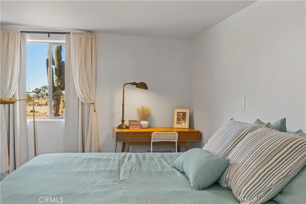 Photo of 60611 Birdie Ln
