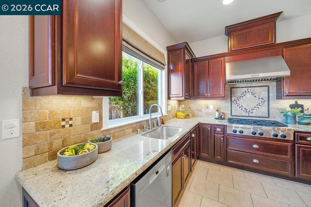 Photo of 24 Promontory Place