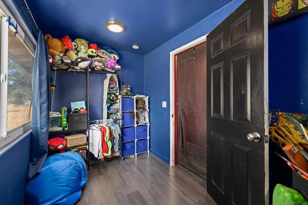Photo of 2156 Ruby